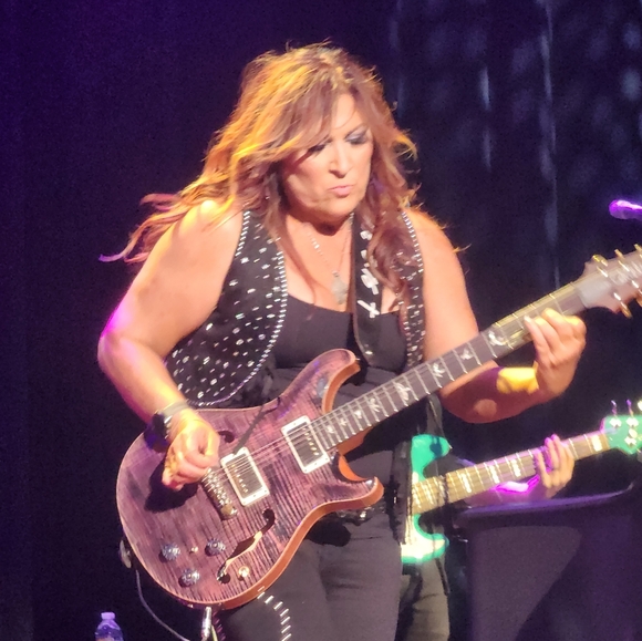 Meet your Posher, Angela - Picture 4 of 8